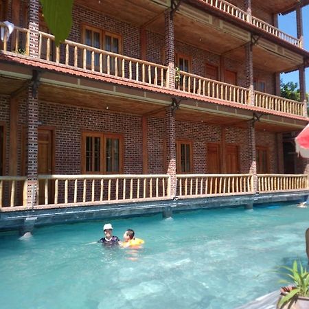 Ho Nui Dinh Hotel نينه بينه المظهر الخارجي الصورة
