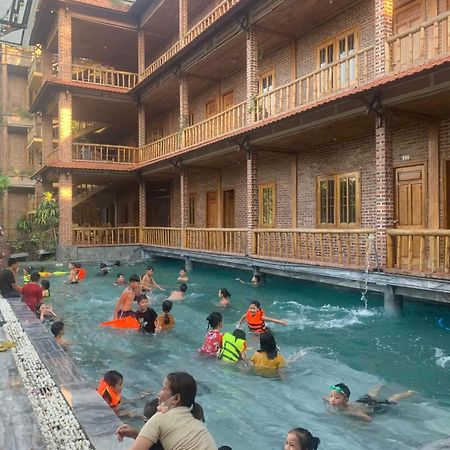 Ho Nui Dinh Hotel نينه بينه المظهر الخارجي الصورة