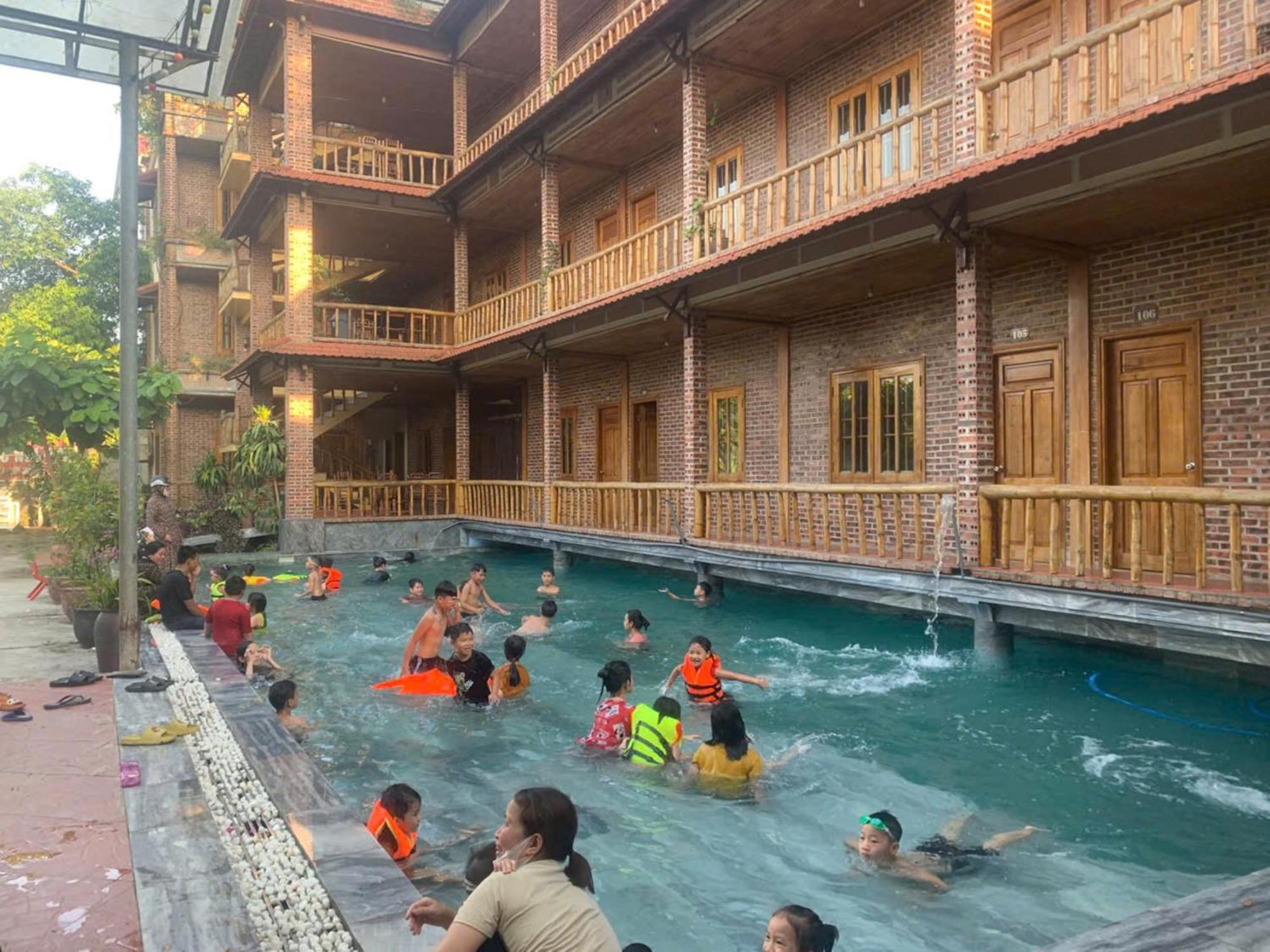 Ho Nui Dinh Hotel نينه بينه المظهر الخارجي الصورة